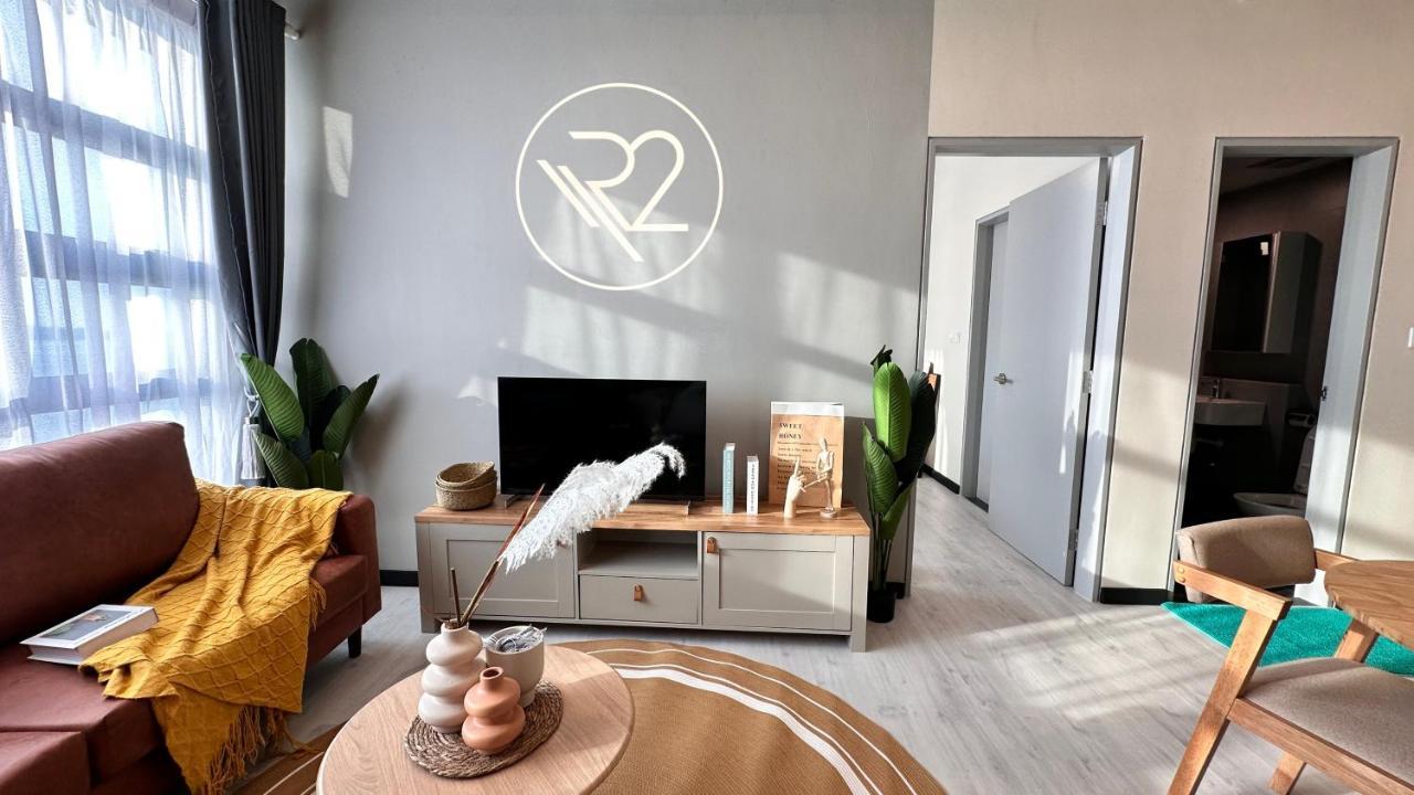 Sea&Pool View Stunning Homestay, Wifi, Netflix Near Malls, Jetty, Convenient Stores Кота Кинабалу Екстериор снимка